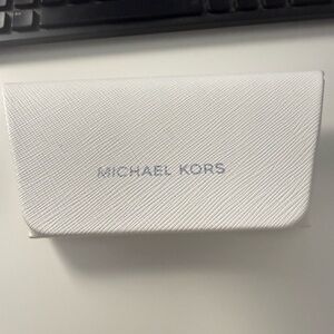 Michael Kors White Textured Sunglasses Pouch